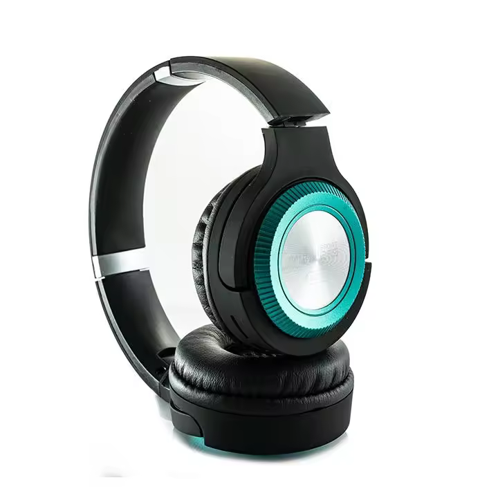 IPSDI Auriculares inalámbricos on-ear con tecnología Bluetooth, ligeros, cómodos y plegables, con conexión multipunto, negro - 1