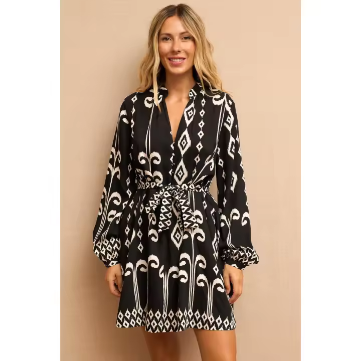VESTIDO CORTO NEGRO KAREN - Vestido, corto, negro, manga larga, botones, cinturón, ajustable, estampado, boho, bolsillos, rayón, chinlon, moda mujer, primavera, invierno, otoño - 1