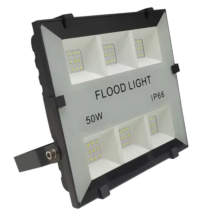 LED ATOMANT Foco Proyector LED Slim 50W. Color Blanco Frio (6500K). 5000 lumenes. IP66 Impermeable, Foco Jardin, Luces LED Exterior, Luz Jardín, Patio, Terraza, Seguridad, Caminos, Lámpara de pared, Alta potencia lumínica - 1