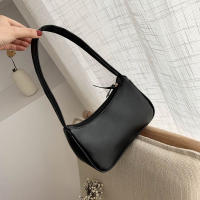 Bolso De Hombro Para Mujer En Cuero PU Elegante Y Sólido Bolso De Axila De Lujo Diseñador De Alta Calidad Estilo Fashion - details 4