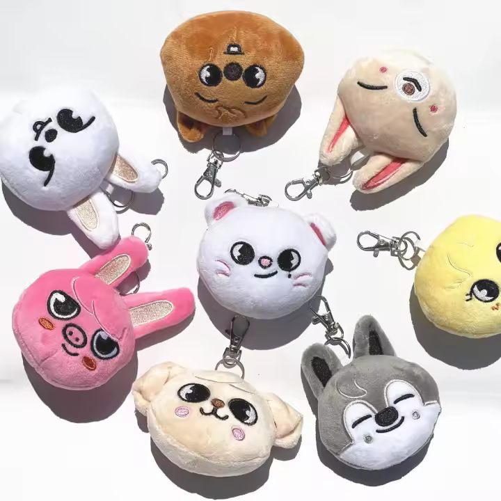 Nuevos Muñecos De Peluche Stray Kids Colgante Para Llaves Regalo De Cumpleaños Y Navidad Para Parejas SKZOO - 1