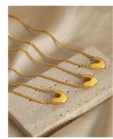 Encanto Collar colgante en forma de corazón para mujer Collar colgante en forma de corazón irregular Collar de acero inoxidable chapado en oro de acero de titanio 316L Joyería versátil de personalidad de nicho simple y de moda - details 8