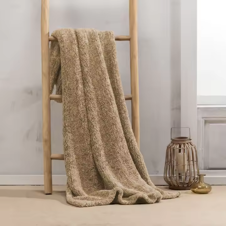 Manterol - Manta plaid de sofá borreguito liso con tejido de sherpa extra suave, cálido y mullido, ideal para sofá o pie de cama. - 1