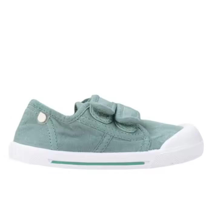 Zapatillas niño Igor Modelo Canvas color verde matcha calzado respetuoso mas ancho de puntera barefoot muy comodas y flexibles lonetas Igor unisex con puntera reforzada y cierre de doble tira adherente made in Spain - 1