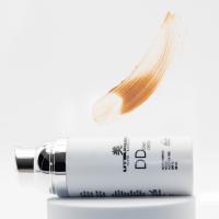 Utsukusy - BB Glow luminosity tono oscuro - DD cream + Serum Shark Sauce - details 1