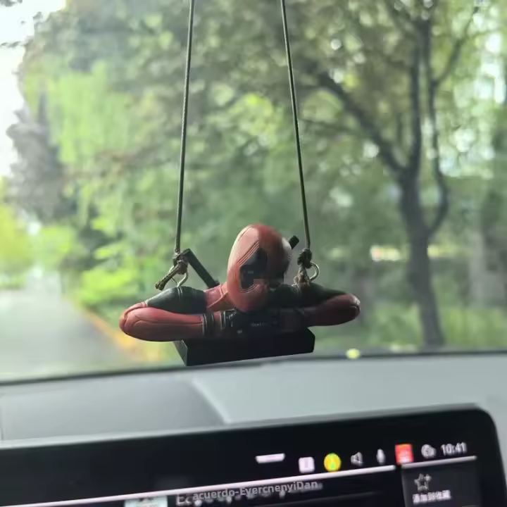 Colgante De Coche Creativo Anime Deadpool Accesorios Para Interiores De Coche Colgante Para Espejo Retrovisor Partes De Dibujos Animados - 1