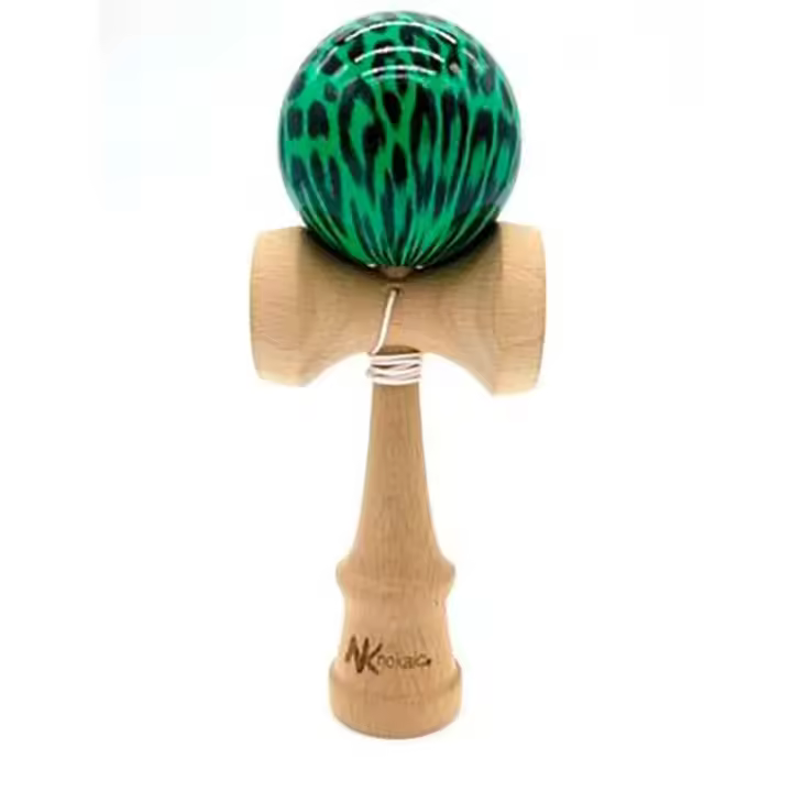 Merchandising Juguetes Nokaic Kendama Leopard Verde - 1