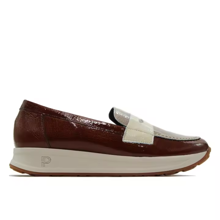 PITILLOS 10202 Zapato mocasín de piel, adornado con antifaz,sin cordones,suela blanca de goma,tiene brillo,charol, para señora - 1