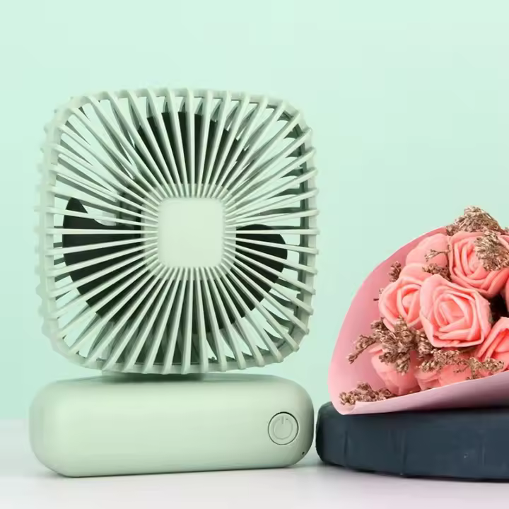 PORCHEDDU Ventilador pequeño de escritorio para el hogar y la Oficina, minicentrador portátil de Tres velldades with Usb, Silencioso y Simple, ideal para el verano - 1