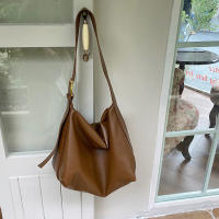 Bolso De Hombro Para Mujer Estilo Vintage En Cuero PU Gran Capacidad Casual Bolso Cruzado De Moda Tote Shopper Pillow Design - details 4