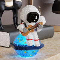 Modelo De Guitarra Astronáutica Luminosa Bloques Educativos Artesanales Decoración Para El Hogar Juguete Para Adultos Y Niños - details 3