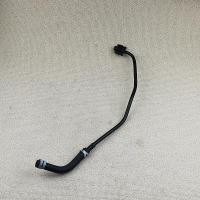 Tubo De Agua Para Radiador De Volvo V40 2013-2015 Conexión De Enfriamiento Y Desviación De Calor Tanque De Agua Pieza De Repuesto De Automóvil Material 31657960 - details 0