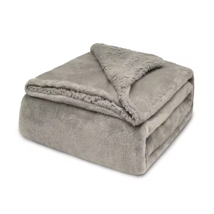 YUNIK HOME- Manta Borreguito Sherpa Reversible 130x160 cm, Manta Sofa Invierno Polar Mantas para Cama Calentita Manta de Sofá Suave y Caliente con Borreguito Multiusos, Extra Suave - 1