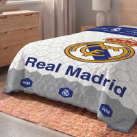 Real Madrid CF - Colcha Verano Real Madrid CF Blanco Cama 90 - 105 cm (180 x 260 cm) Azul, Escudo Grande, Blanco - details 1