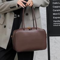 Bolso De Hombro Para Mujer En Cuero Genuino Split Tamaño Grande Color Marrón Y Negro Estilo De Lujo Y Moda Bolso Cruzado - details 3
