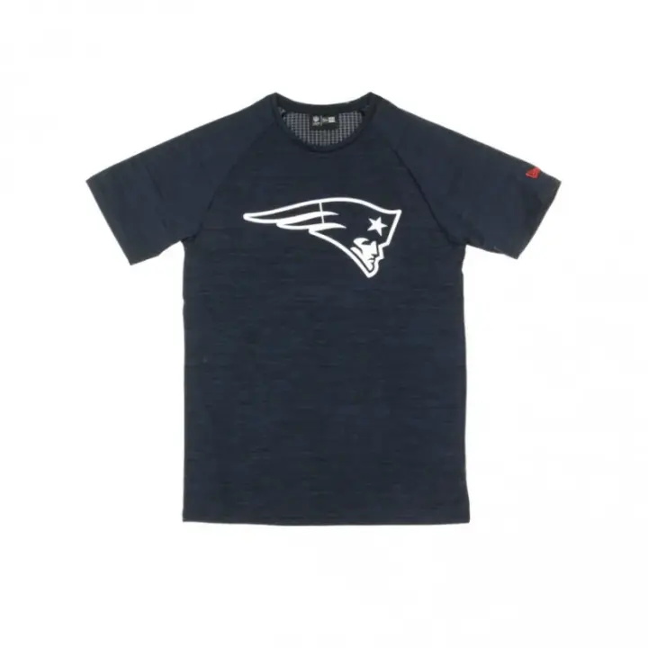 CAMISETA NEW ENGLAND PATRIOTS NFL ENGINEERED RAGLAN. - 1