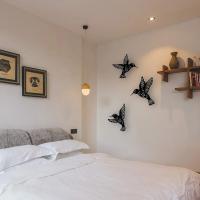 Arte De Muralla De Colibrí De Metal En Negro Set De 3 Decoración Concisa De Hierro Silueta De Arte De Pared Colgante - details 3
