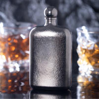 Botella De Bebida Portátil De Titanio 230ml Con Tapa De Sellado Y Funnel Ultra-Ligera Para Hombres Botella De Vino Y Whiskey - details 0