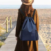 Mochila Grande De Nylon Impermeable Para Hombres Y Mujeres Con Cordón Y Bolsillos 2023 Mochila De Viaje Deportiva Con Capacidad Grande - details 2