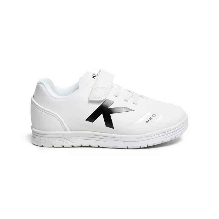 Calzado Indoor marca Kelme modelo 55945-6 para kids - 1
