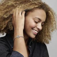 PANDORA Dijes con forma de corazón y símbolo de infinito con inscripción Love You Mum - details 4