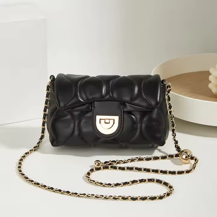 Nueva Moda Bolso De Hombro Para Mujer Color Sólido Con Diamantes Pequeño Cuadrado Cadena Armpit Bolso Cruzado De Un Hombro - 1