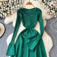 Vestido Largo Elegante Para Mujer Con Mangas Flared Y Volantes Cuello V Solido Bodycon Para Fiesta Y Oficina Polyester Mid-Calf - details 1