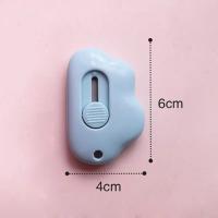 Cuchillo De Uso Portátil Kawaii Nubes Para Desempaquetar Y Exponer Artículos Escolares Suministros De Escritorio Herramienta Práctica Para Estudiantes Y Oficina - details 1