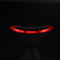 Máquina De Eliminación De Arrugas Del Cuello Y Rostro Masajeador Vibratorio De Vuelta Con 3 Colores De Luz Rejuvenecimiento De La Piel Dispositivo De Belleza USB Recargable - details 9