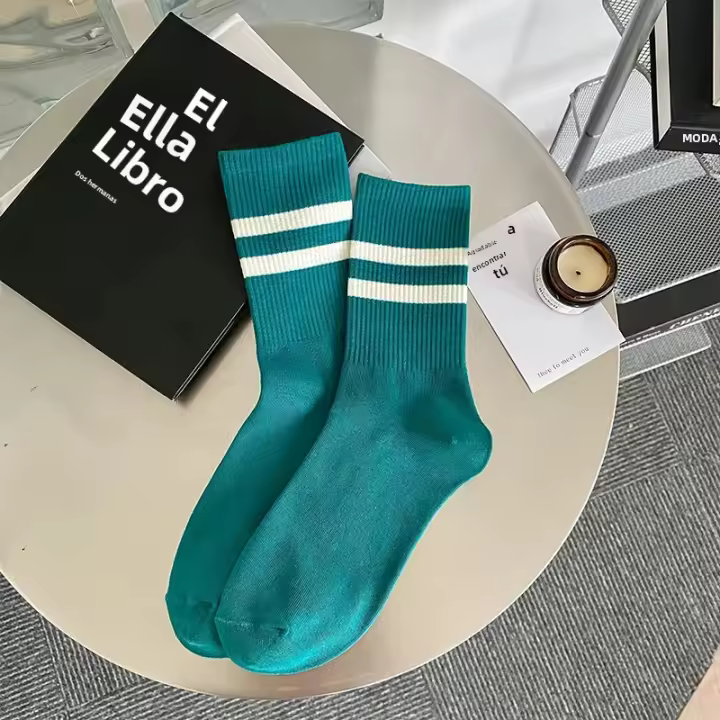 Calcetines De Mujer Estilo Preppy Japonés Moda Otoño Nuevos Color Caramelo Calcetines Deportivos Algodón Crew Estilo Casual Rayados - 1