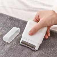 1 PC Afeitadora De Ropa Portátil Manual Eliminador De Pelusa Mini Trimmer De Bolas De Pelo Epilador Manual Para Ropa - details 5