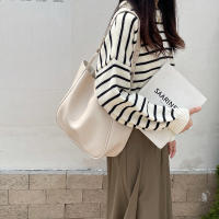 Bolso De Hombro Para Mujer Grande Capacidad 2024 Moda Retro De Trabajo Bolsa De Viaje Con Solapa Única Material PU Con Funda De Poliéster - details 13