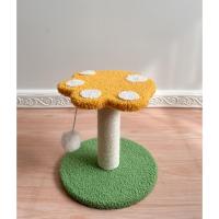 Poste rascador en forma de huella, 25x25 cm, perfecto para gatos. Con colores vibrantes en amarillo y verde, ayuda a mantener las uñas de tu gato saludables mientras evita que rasque muebles. Compacto, resistente, decorativo y funcional, ideal. - details 1