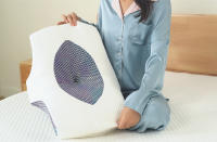 Almohada con memoria nuevo producto almohada para el cuello de rebote lento núcleo de espuma de memoria almohada para ayudar a dormir almohada con memoria almohada cervical uso doméstico - details 0