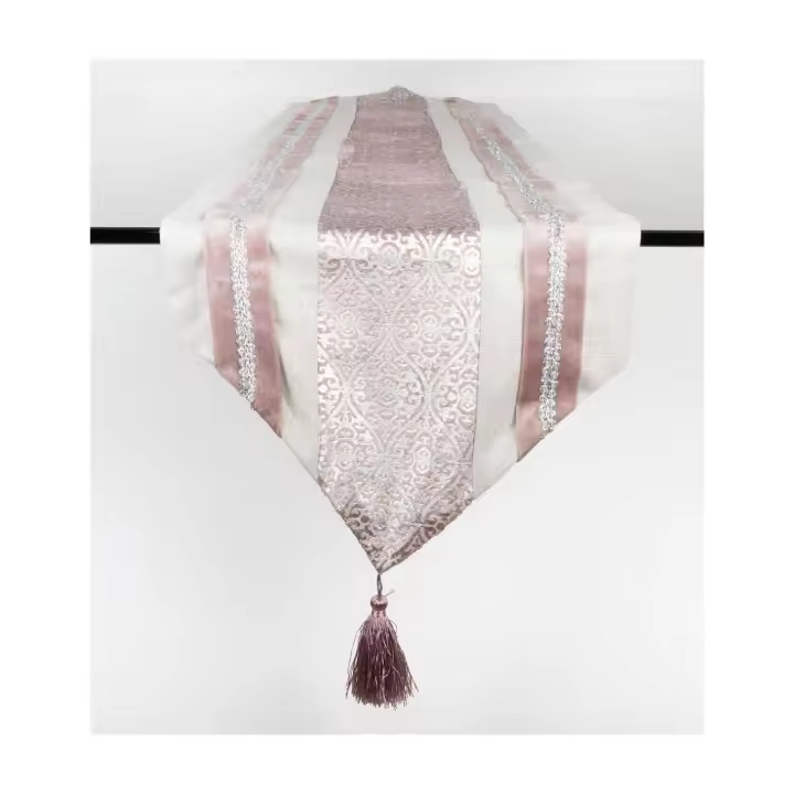 Camino Terciopelo Rosa con Flor de Lis y Pompones - 33x180cm - 1