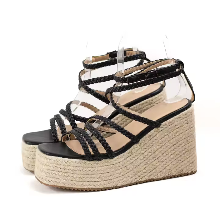 Sandalias de cuña con plataforma en esparto, tiras trenzadas y ajuste con hebilla, diseño sofisticado y cómodo para cualquier ocasión Paloma Wang - 1