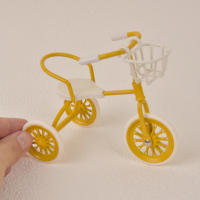 Triciclo De Hierro Artificial Miniatura 1:12 Para Casa De Muñecas Bjd Ob11 Accesorio De Decoración Doméstica Material De Hierro Origen China - details 2