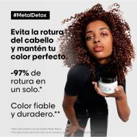 L'Oréal Professionnel Mascarilla Metal Detox. Anti-depósitos de metal para pelo teñido de Metal Detox protege la fibra de nuevos depósitos de partículas de metal después de cualquier color o balayage. - details 1