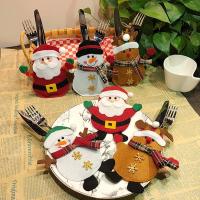 Paquete de 6 bolsas para cena navideña, muñeco de nieve y alce de Papá Noel, decoración de mesa (utensilios no incluidos) - details 1