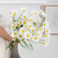 Rama De Flores Artificiales Amarillas Margarita Para Decoración De Fiesta Boda Hotel Jardín Accesorios De Flores Sintéticas Para DIY - details 0