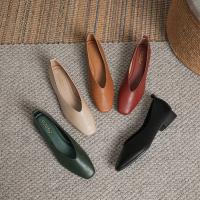 Zapatos Planos De Mujer Elegantes Y Retro Con Hebilla Mary Janes De Punta Cuadrada Rojos Para Primavera Y Otoño Con Suela Suave Y Material De Microfibra - details 4