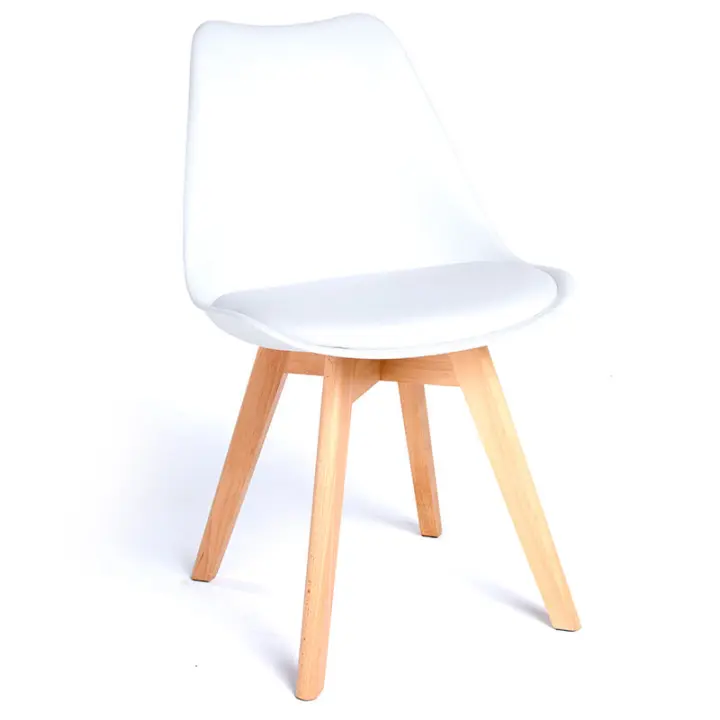 Silla de comedor acolchada Tulip de Nordicohome de estilo nórdico y color blanco - 1