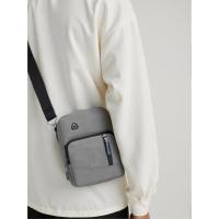 DL-30 Bolso Bandolera para Hombre de Poliéster | Ligero, Resistente e Impermeable | Diseño Compacto con Múltiples Compartimentos y Salida para Auriculares | Correa Ajustable | Ideal para Viajes, Trabajo y Uso Diario | Disponible en 5 Colores - details 9