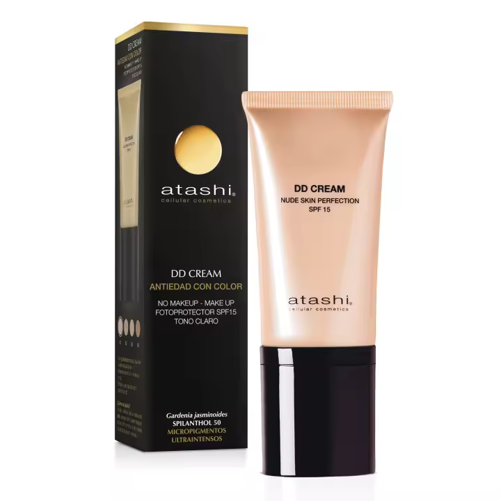 Atashi | DD Cream Antiedad | Tratamiento Hidratante Antiedad con Color | Efecto Buena Cara | 8 beneficios en 1 | Con Retinol | Formato Airless | Tono Medio | 50ml - 1