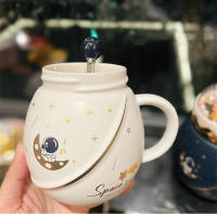 Taza De Cerámica Con Tapa Y Cuchara Serie Astronauta Regalo Creativo Para Negocios Eco-amigable Para Café Y Té Cumpleaños Y Fiestas Para Niñas - details 4