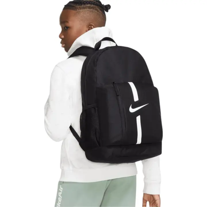 MOCHILA NIKE ACADEMY TEAM 22 LITROS NEGRO DA2571-010 BACKPACK - 1