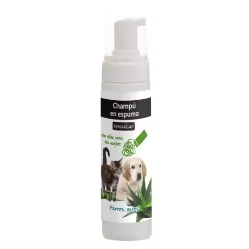 Trixie Champú en Espuma para Mascotas Sin Agua con Aloe Vera - 1
