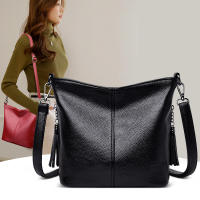 Nuevo Bolso de hombre con borlas de cuero genuine De Fashion European y Americana para Mujer, Bolso de Mensajero de cuero casual, simple y versátil - details 1