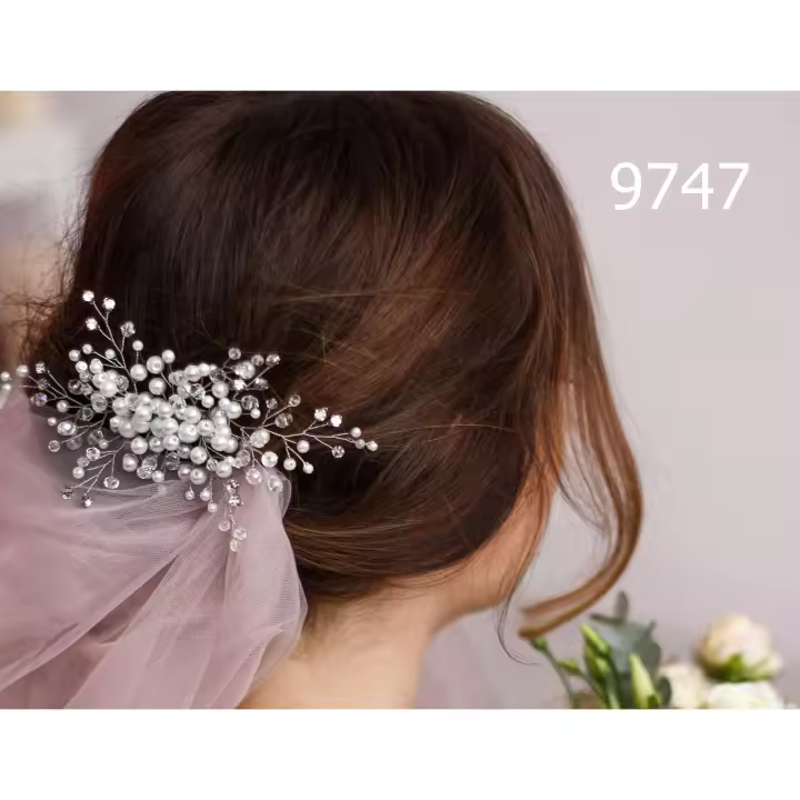 Tocado para bodas o fiestas, para novias o invitadas. Hecho en la UE. - 1