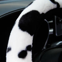 Funda Para Volante De Coche Universal De Peluche Gruesa Y Suave Caliente Decoración Interior Moda Búfalo Accesorios Automotrices - details 3